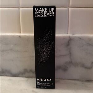 Make-Up For Ever Mist & Fix
